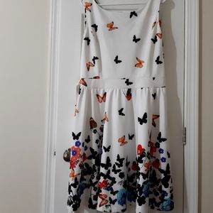 OWIN butterfly dress size XL